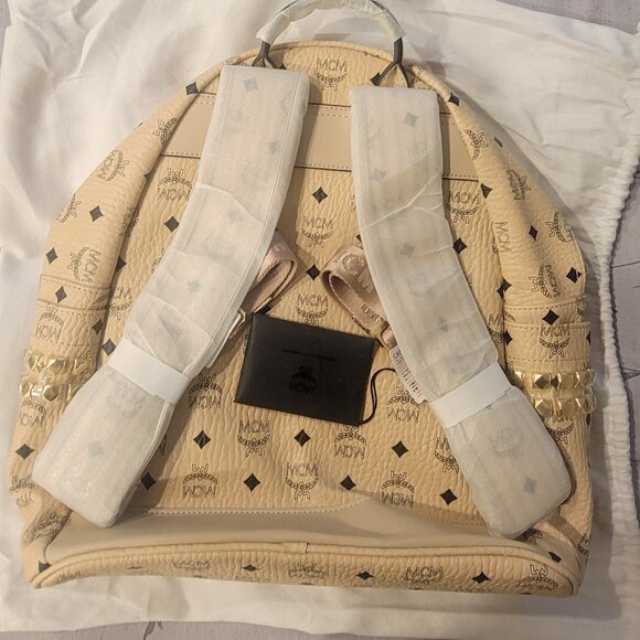 NWT MCM Medium Visetos Side-Stud Backpack - Picture 2 of 8